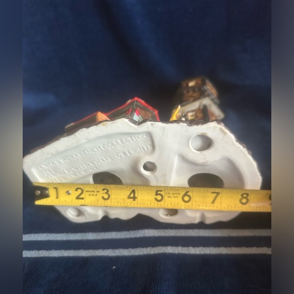 Santa's Workbench Victorian Hammersmith's Harbour Lighthouse Coastal Christmas - Picture 7 of 14